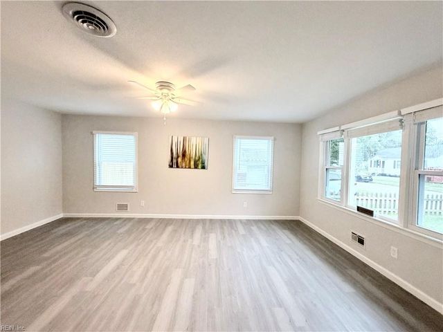 2420 Juniper ST, Norfolk, VA 23513