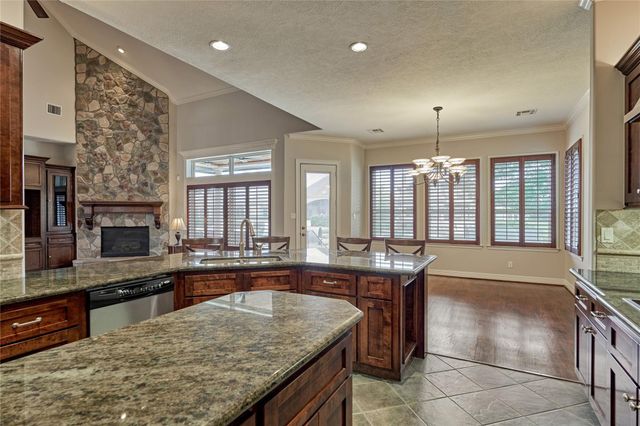 12336 Oak Bend Circle, Conroe, TX 77304