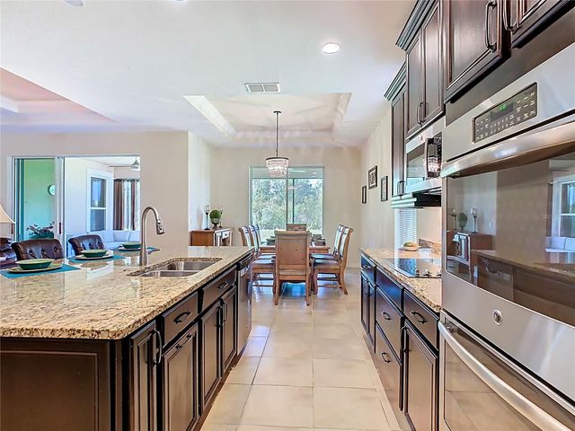 819 SAN RAPHAEL STREET, Kissimmee, FL 34759