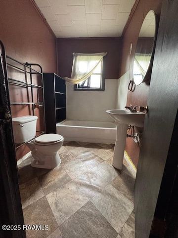 1302 Walton Street, New Iberia, LA 70560