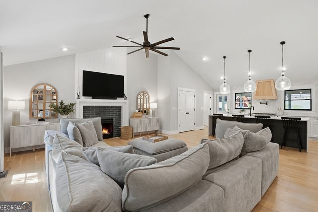 13420 Providence Road, Milton, GA 30009