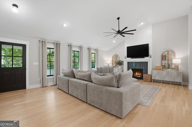 13420 Providence Road, Milton, GA 30009