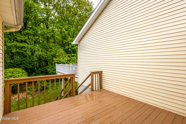 22 Brook Street, East Greenbush, NY 12144