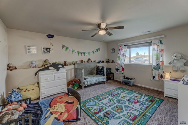 317 BEAR TOOTH DR, Box Elder, SD 57719