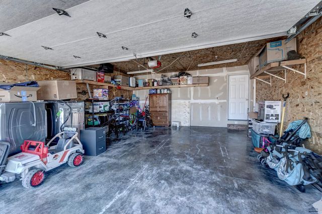 317 BEAR TOOTH DR, Box Elder, SD 57719