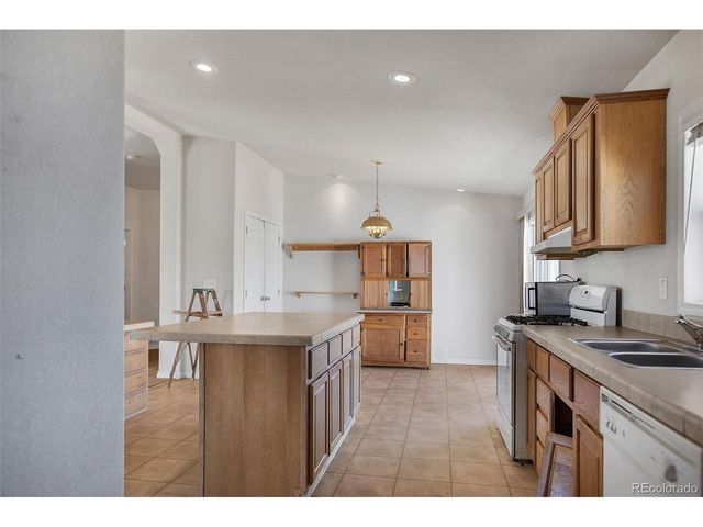 306 Shoshone Dr, Jefferson, CO 80456