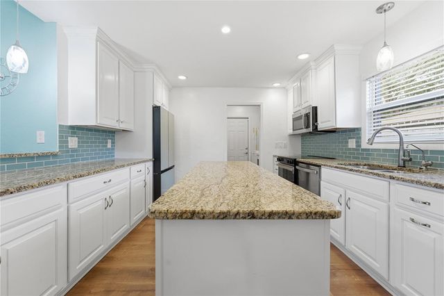 4124 PINAR DRIVE, Bradenton, FL 34210