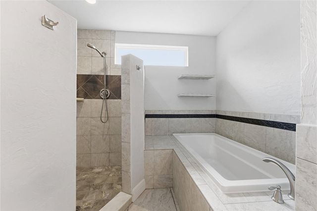 4124 PINAR DRIVE, Bradenton, FL 34210