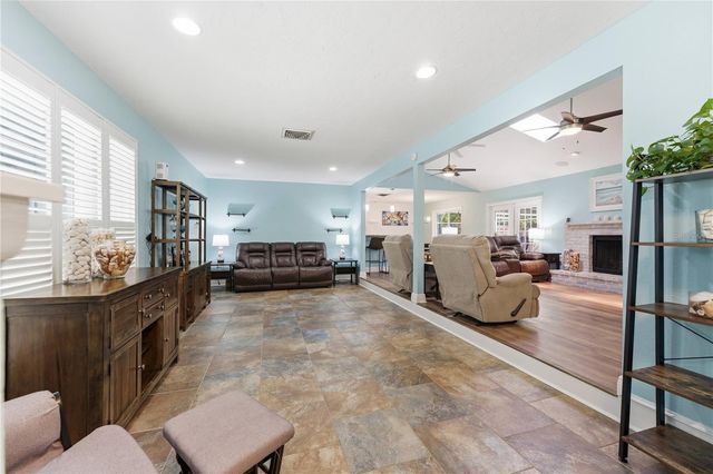 4124 PINAR DRIVE, Bradenton, FL 34210