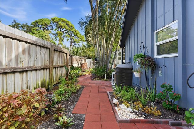 4124 PINAR DRIVE, Bradenton, FL 34210