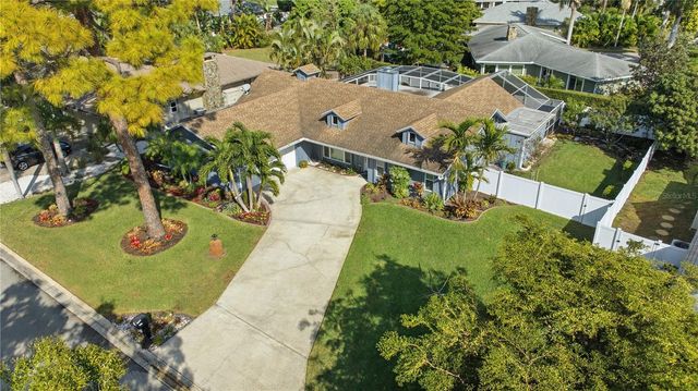 4124 PINAR DRIVE, Bradenton, FL 34210
