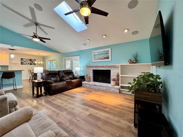 4124 PINAR DRIVE, Bradenton, FL 34210