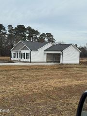 445 Bud Johnson Road, Newton Grove, NC 28366