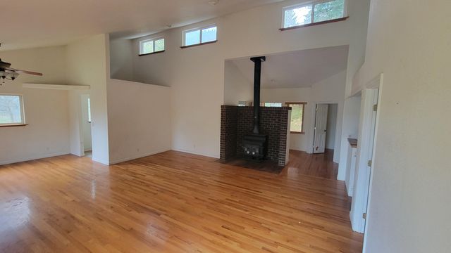 3080 Board Shanty Road, Grants Pass, OR 97527