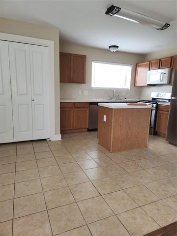 819 Lightningbug Lane, Conroe, TX 77301