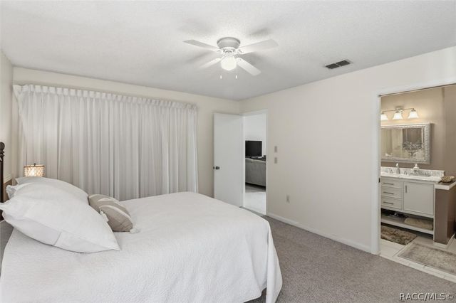 8326 W Earl Loop, Homosassa, FL 34446