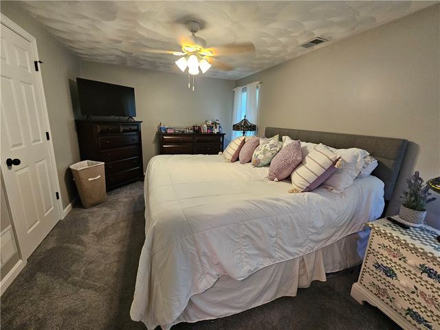 190 Arnolds Neck Drive, Warwick, RI 02886