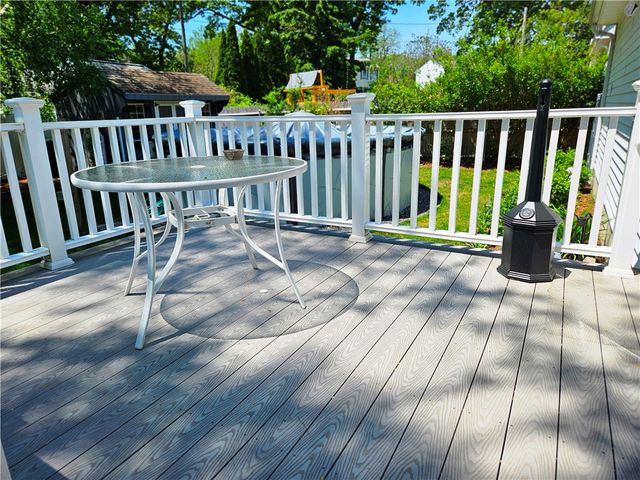 190 Arnolds Neck Drive, Warwick, RI 02886