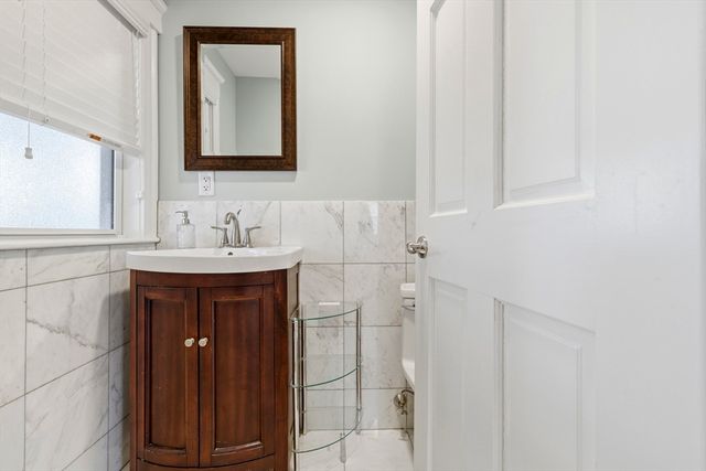 122 Elmer Rd, Boston, MA 02124