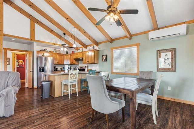 111 County Rd 805, Etowah, TN 37331