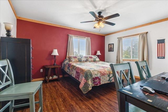 111 County Rd 805, Etowah, TN 37331