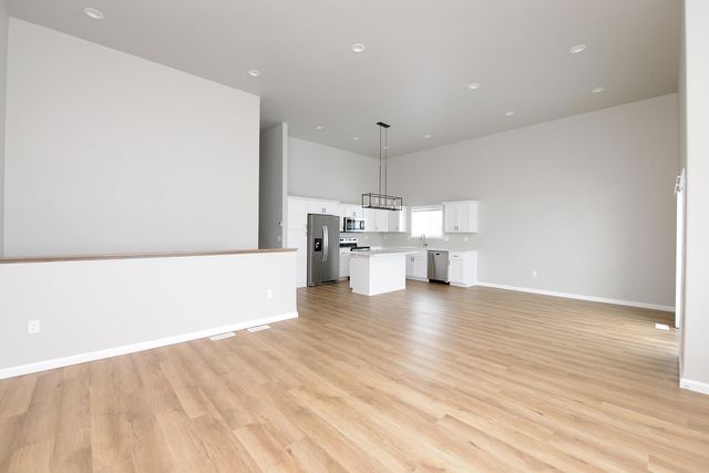 2387 Eagle Valley Drive S, Fargo, ND 58104