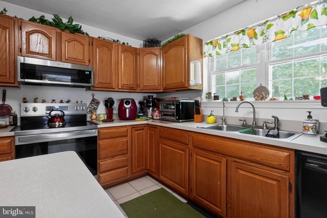 15350 CHRISTY LN, Waldorf, MD 20601