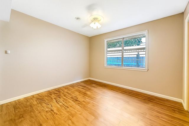 921 Roberts Street, El Campo, TX 77437