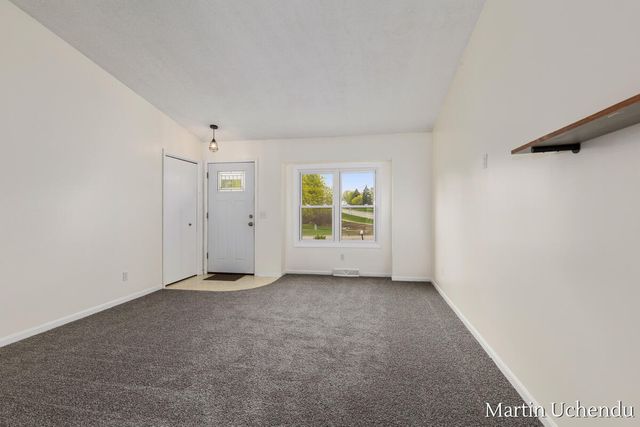 4359 W Grand Boulevard NW, Grand Rapids, MI 49534