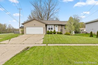 4359 W Grand Boulevard NW, Grand Rapids, MI 49534