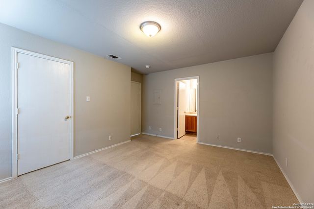 6119 Lauras Farm, San Antonio, TX 78244