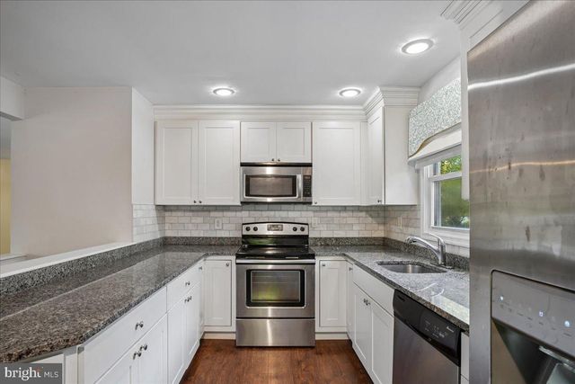1230 HILLTOP DR, Annapolis, MD 21409