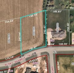 BERRY BRAMBLE TRAIL, Neenah, WI 54956