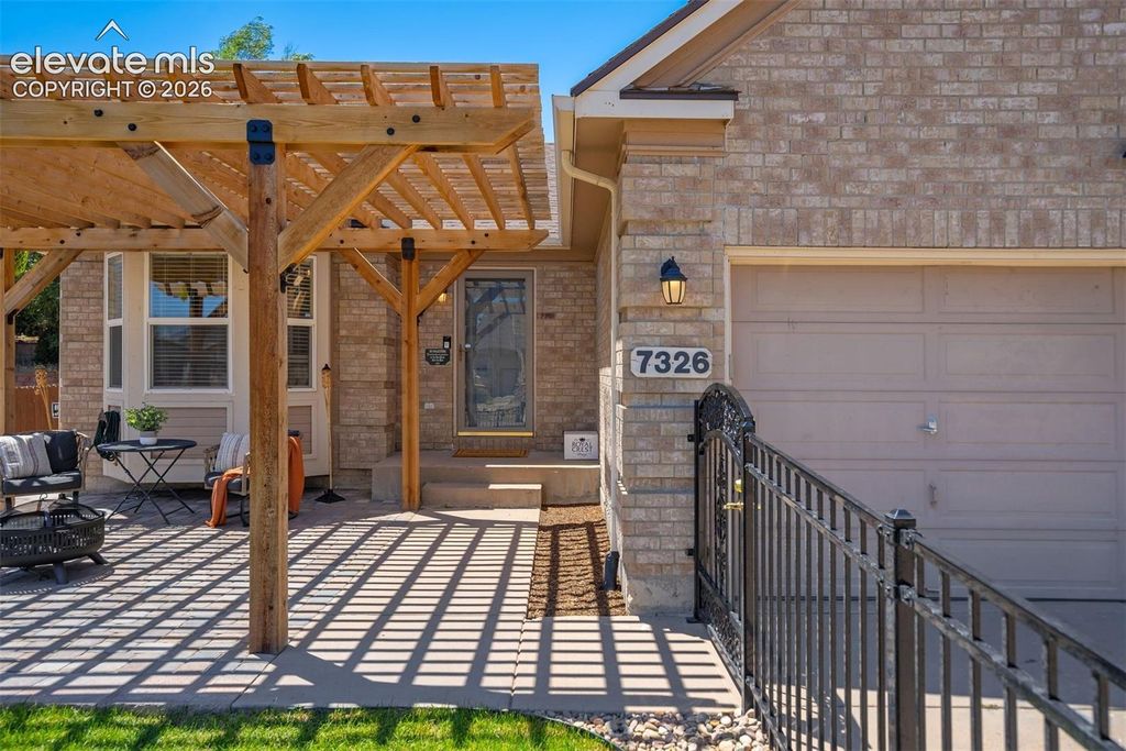 7326 Allens Park Drive, Colorado Springs, CO 80922 — photo 2