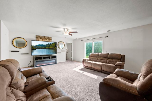 19106 Engle Wood Drive, Big Lake, MN 55309