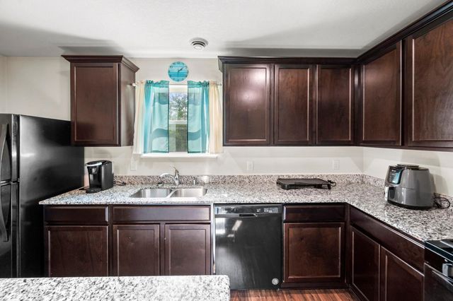 19106 Engle Wood Drive, Big Lake, MN 55309