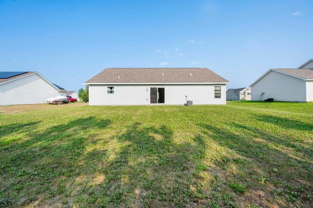 19106 Engle Wood Drive, Big Lake, MN 55309