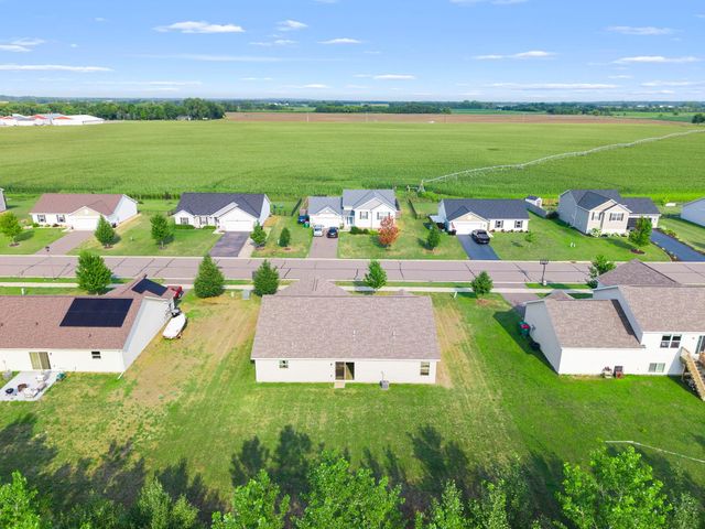 19106 Engle Wood Drive, Big Lake, MN 55309