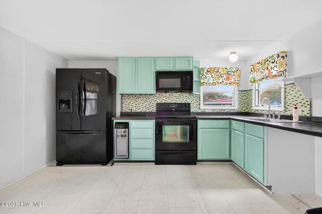 6895 14th Street SW, Ocean Isle Beach, NC 28469