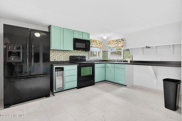 6895 14th Street SW, Ocean Isle Beach, NC 28469