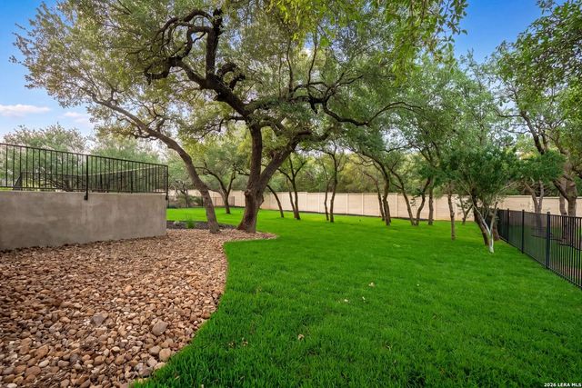 2019 GLENDON DR, San Antonio, TX 78260
