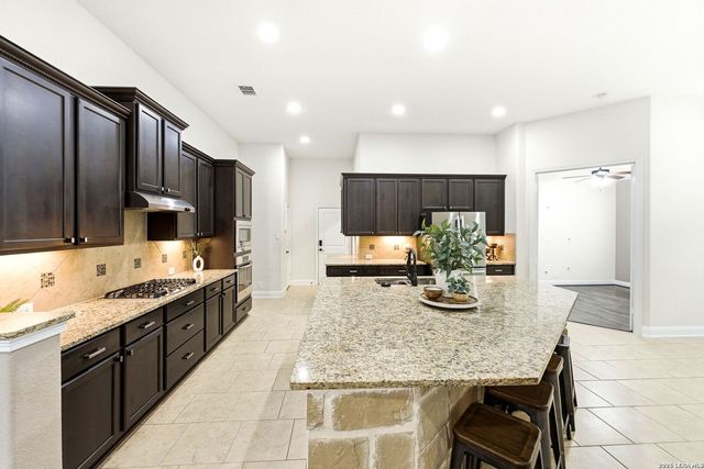 2019 GLENDON DR, San Antonio, TX 78260