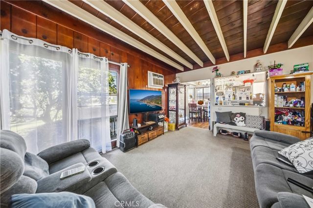6106 Colfax Avenue, North Hollywood, CA 91606