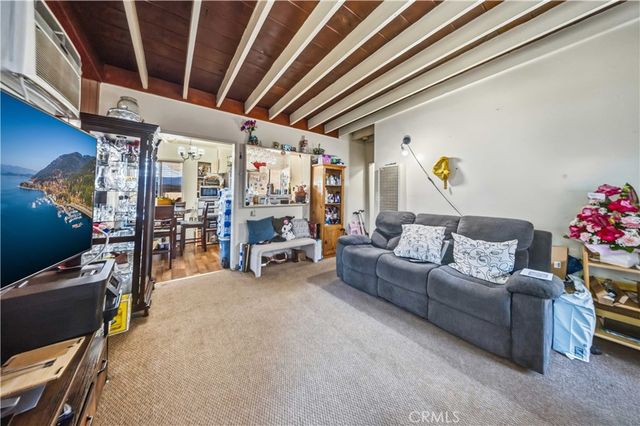 6106 Colfax Avenue, North Hollywood, CA 91606