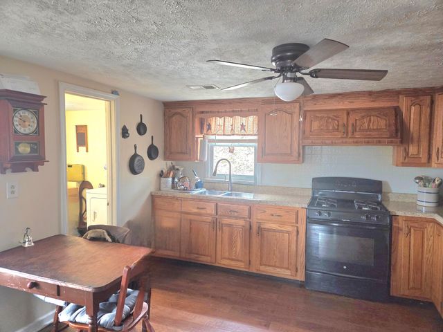 3775 State Hwy 599, Jeffersonville, KY 40337