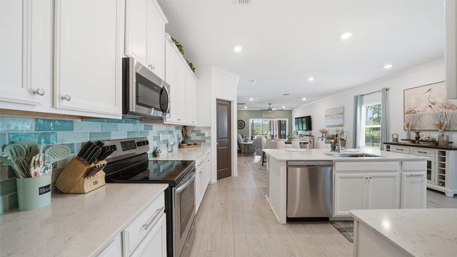 367 Lake Sinclair St, St Augustine, FL 32084