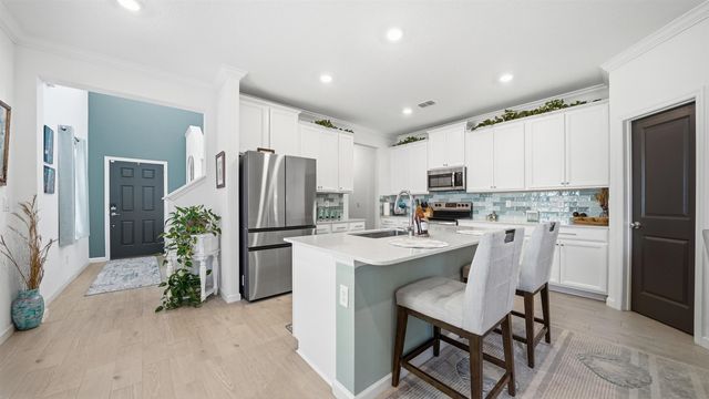 367 Lake Sinclair St, St Augustine, FL 32084