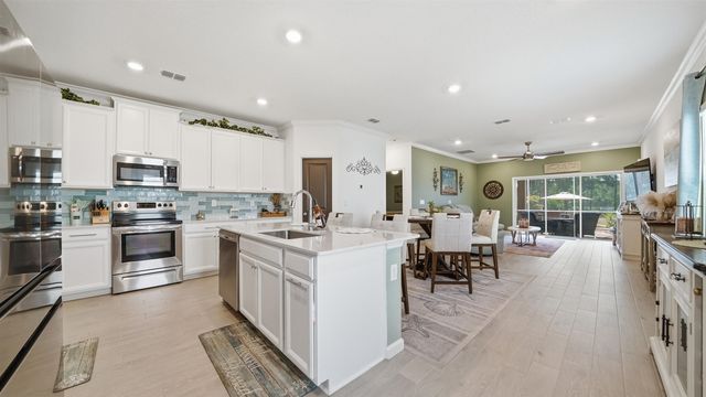 367 Lake Sinclair St, St Augustine, FL 32084