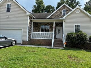 1506 Cedrow Drive, High Point, NC 27260