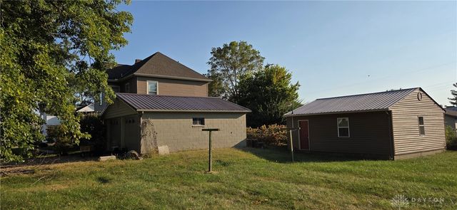 40 E Washington Street, Farmersville, OH 45325